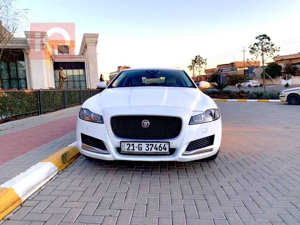 جاگوار XF